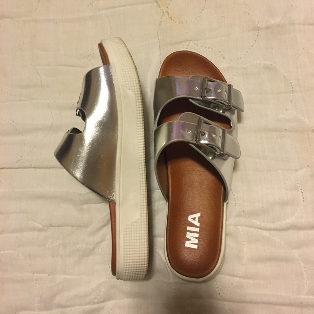 MIA platform sandals